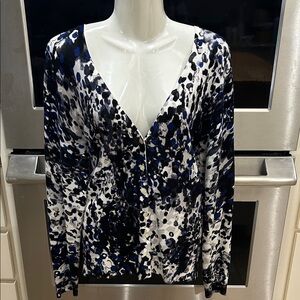 212 Collection Women's Blue and Black Patterned Blouse